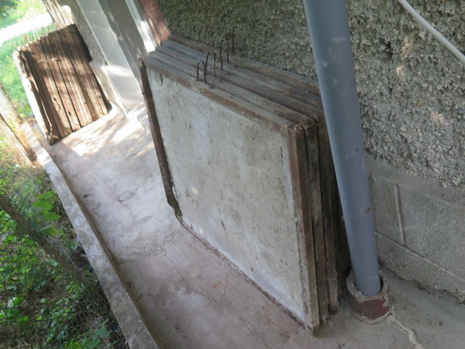 Бетонни панели 26 броя,за парапет,ограда