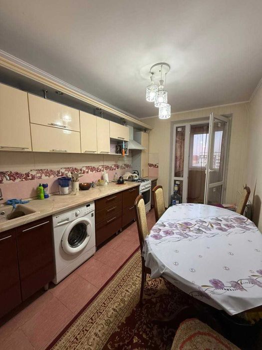 Продажа 3-комнатной квартиры в 7 микрорайоне