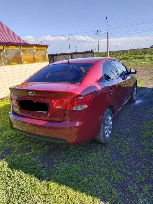 Продам KIA CERATO 2011