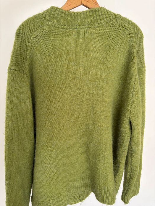 Зелена жилетка от H&M - напълно запазена почти не носена