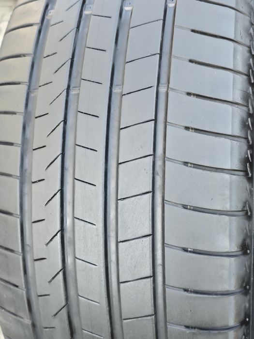 255 55 19 Bridgestone
