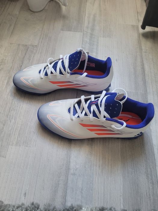 Adidasi fotbal sintetic Adidas