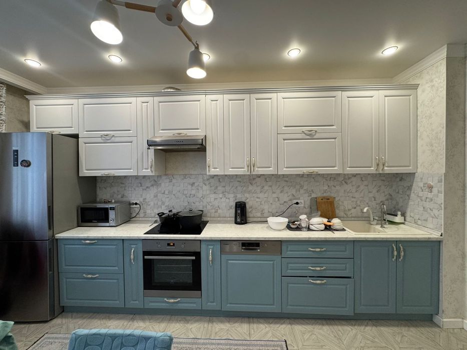 Кухонный гарнитур 3.8м / 4.4 м