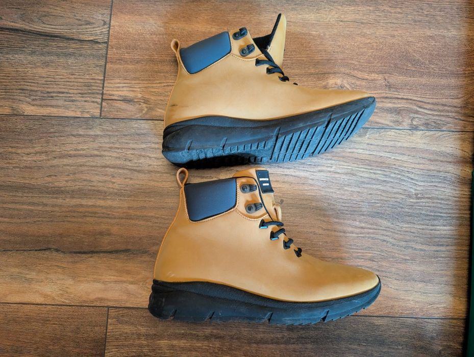 Ghete noi, marimea 37