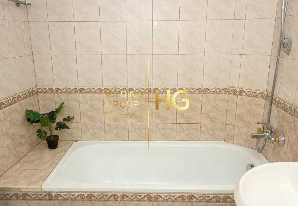 Продава се Тристаен апартамент в Варна, Колхозен пазар - 120 кв.м за 1458 €/кв.м - Снимка #11