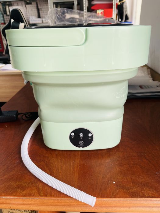 Masina de spalat rufe camping, portabila si pliabila, capacitate 6.5L