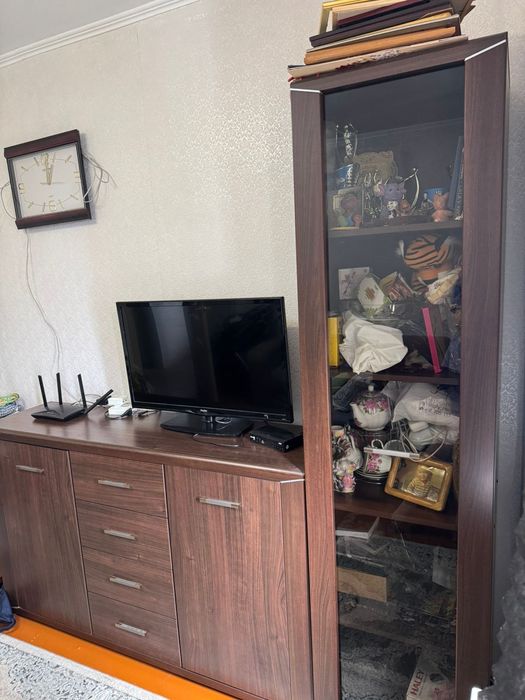 Продам Диван и шкаф-тумба