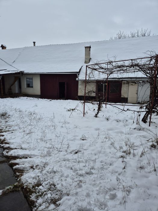 Casă spațioasă de vânzare în Porumbacu de Jos