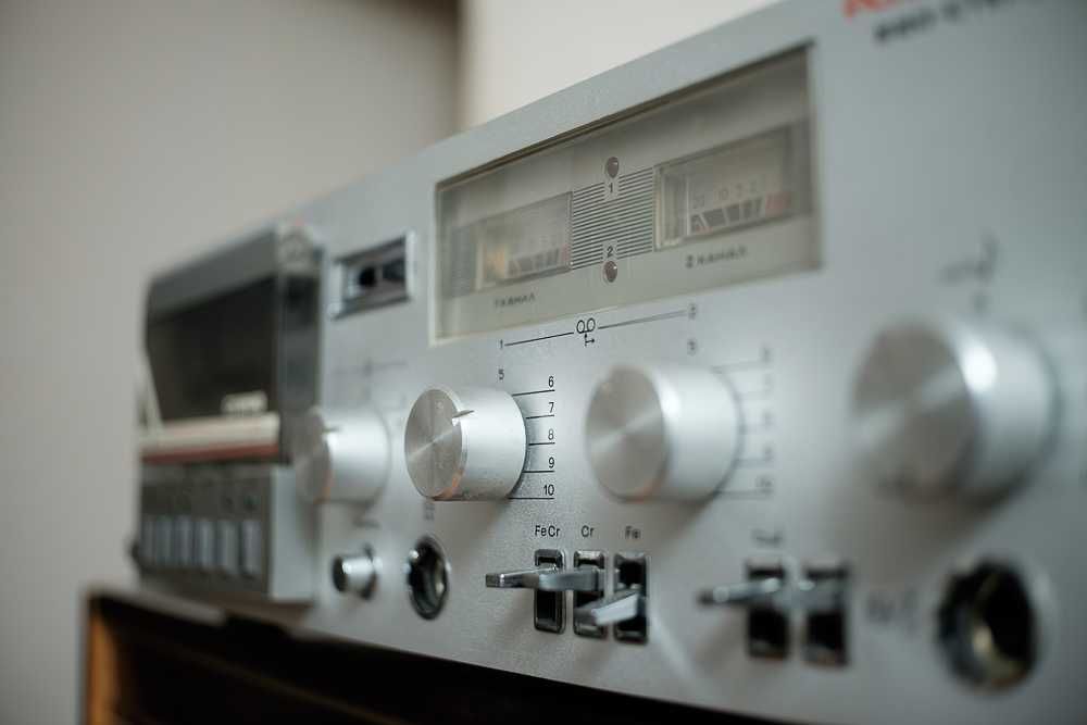 Магнитофон-приставка Романтика -220стерео