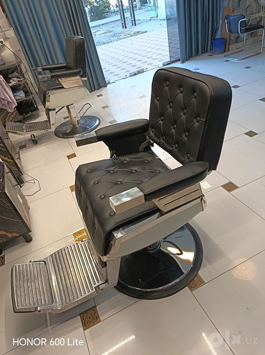 Barber kreslo sotiladi
