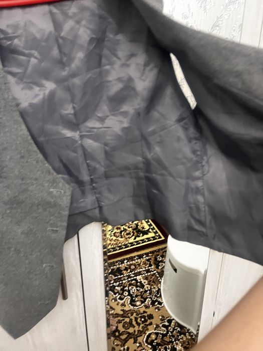 Жилетка женская много не носили одели пару раз сшита идеально