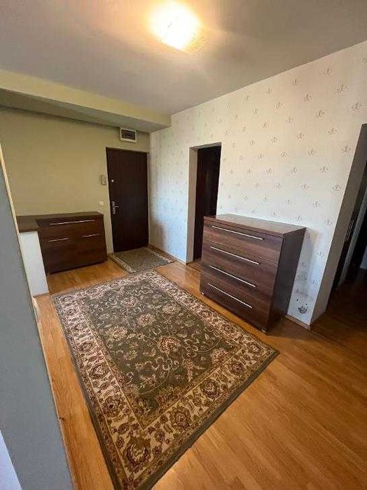 Dau in chirie apartament 4 camere, 94 mp, 2 băi, 2 parcări, Titulescu – Interservisan
