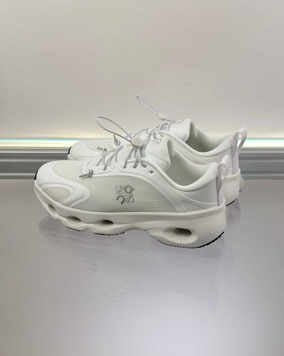 Adidasi Loewe X ON Premium