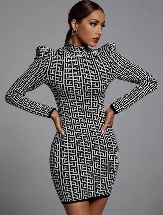 Стилна къса рокля