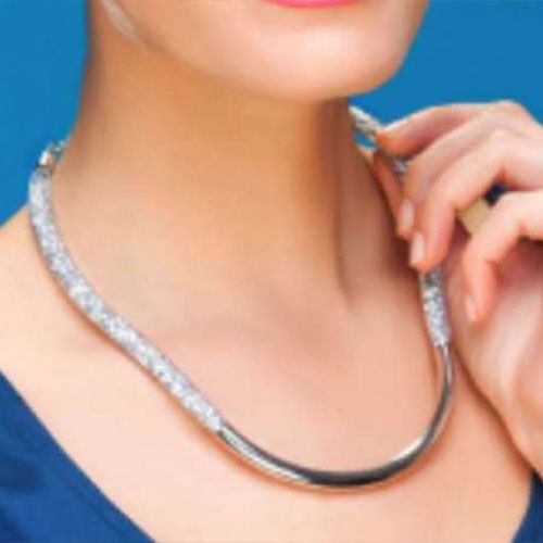 Красиви бижута от Avon