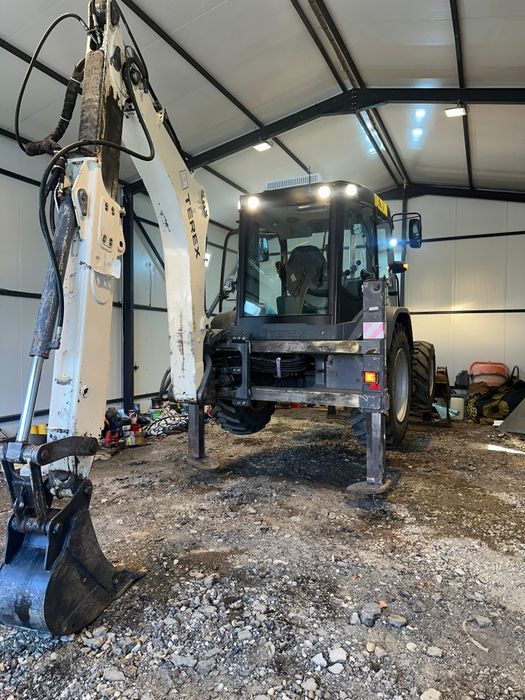 Buldoexcavator  an 2018
