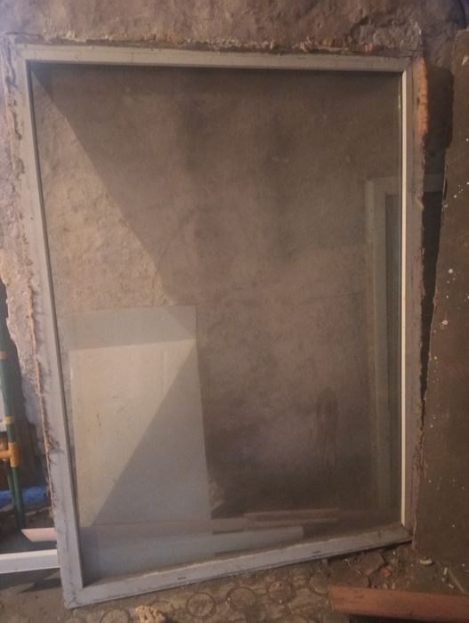 Продам пластиковое окно