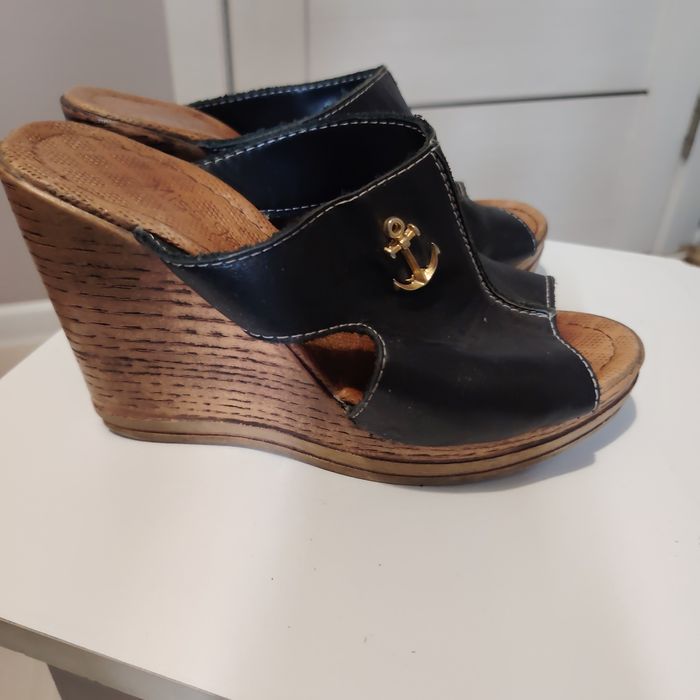 СРОЧНО! Женские туфли!