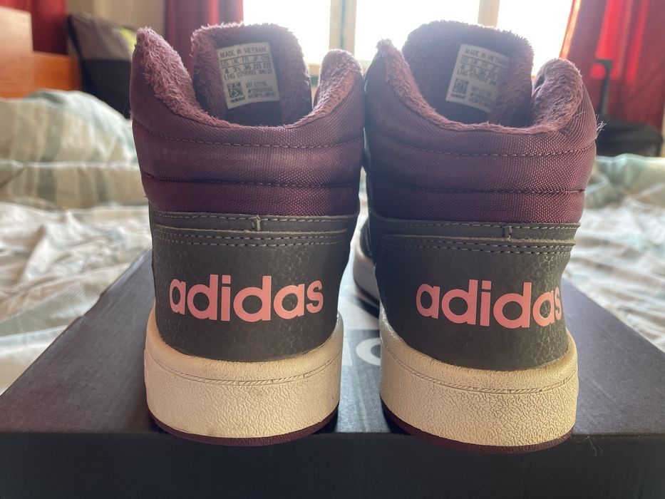 Зимни кецове Адидас