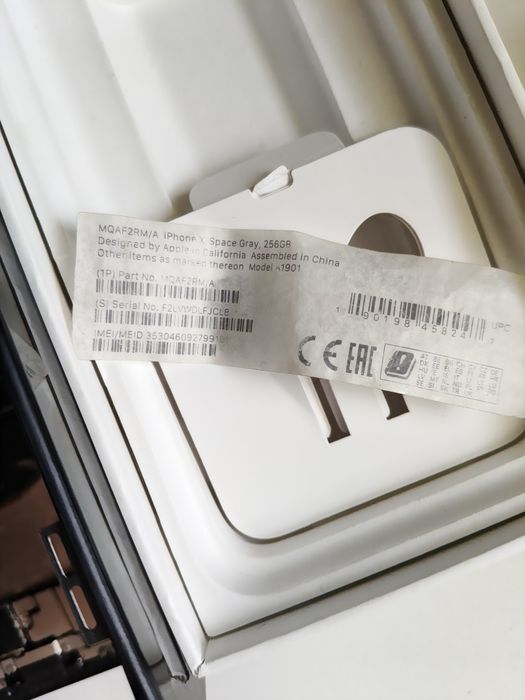 Продам айфон x без акб