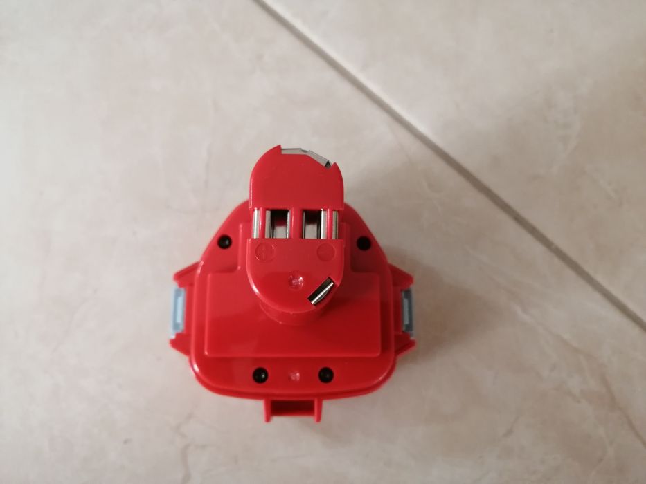 acumulatori noi baterie tip makita 12 V, 14 V 4 ah tip 1222,14234,1435
