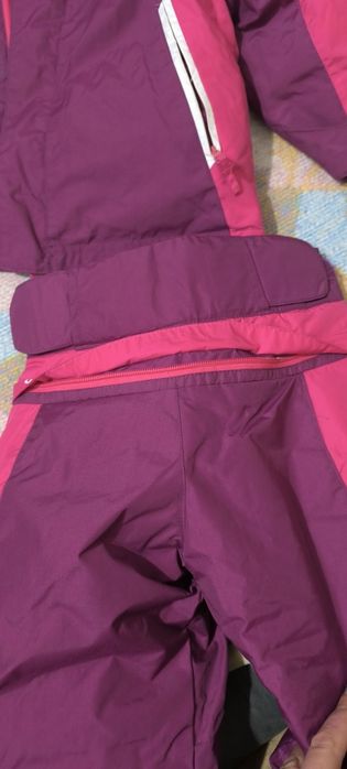 Детски ски екип в розово