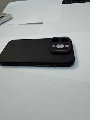 husa tip carcasa -  IPhone 16 Pro, noua - 29 lei