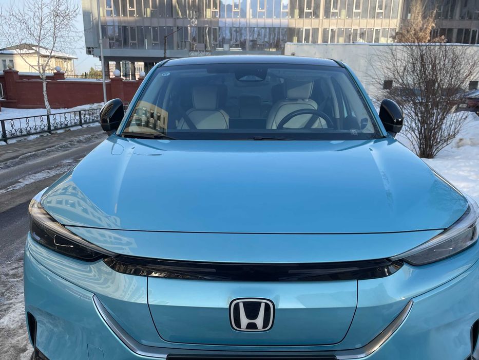 Легковой паркетник Honda ENC-1