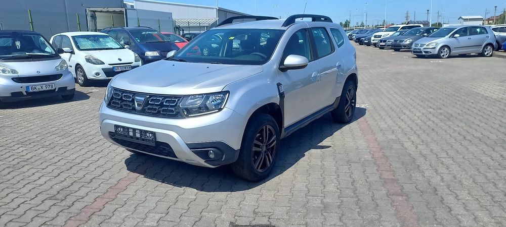 Dacia Duster 2018, 1.2i, 4 cilindri, 125cp, navigație