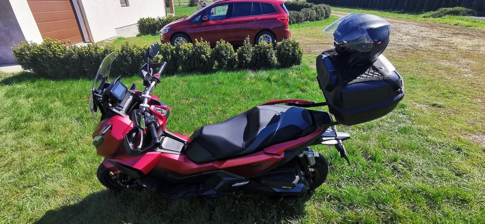 Honda ADV 350 - impecabil