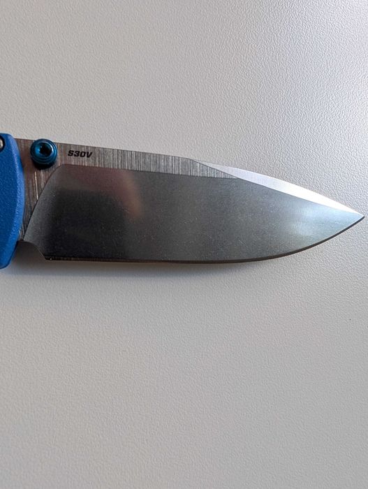 Benchmade Bugout 535 – CPM-S30V – Blue – stare impecabilă – original