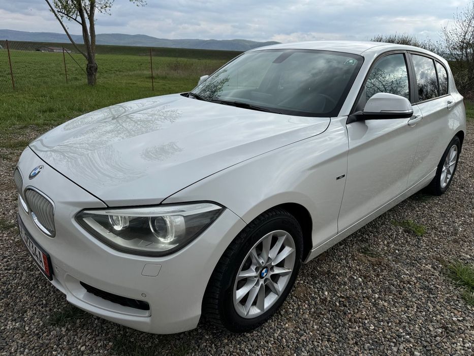 BMW Seria 1 2.0d-143cp 2013 xenon/led/navi prof/keyless/ambiental/piele/webasto/al