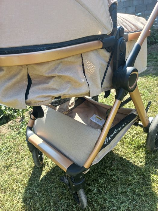 Продам детскую коляску