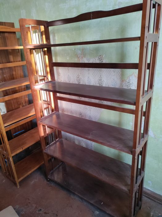 Стеллажи- этажерки комнатные