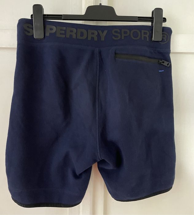 Vand pantaloni Superdry barbati