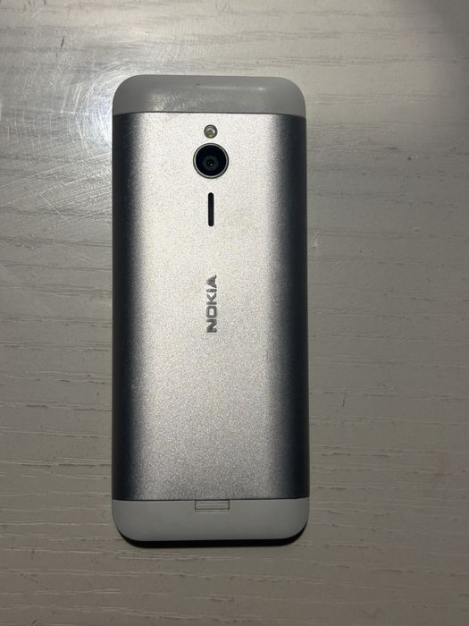 Nokia 230, серебристый