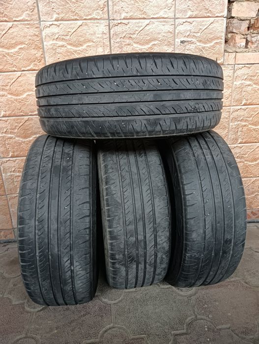 Продам резину FARROAD 215/60/R16