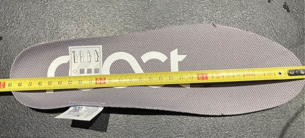 Различни номера дясна-43/лява-45 Nike Epic Reactflyknit 2