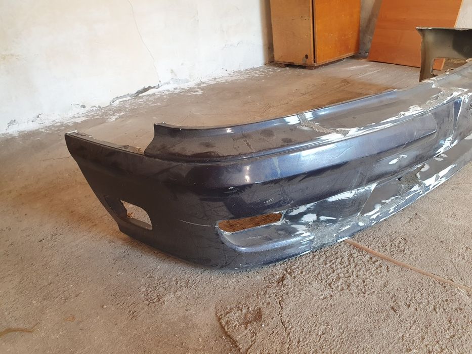 Бампер нисан максима А32 цефиро А32