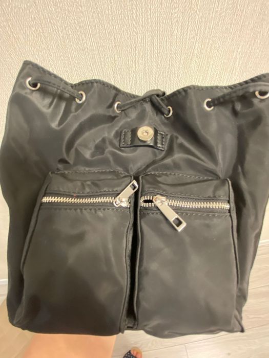 Маленький черный рюкзак