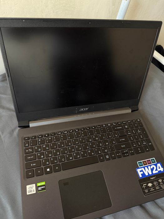Acer Aspire 7 A715-75G