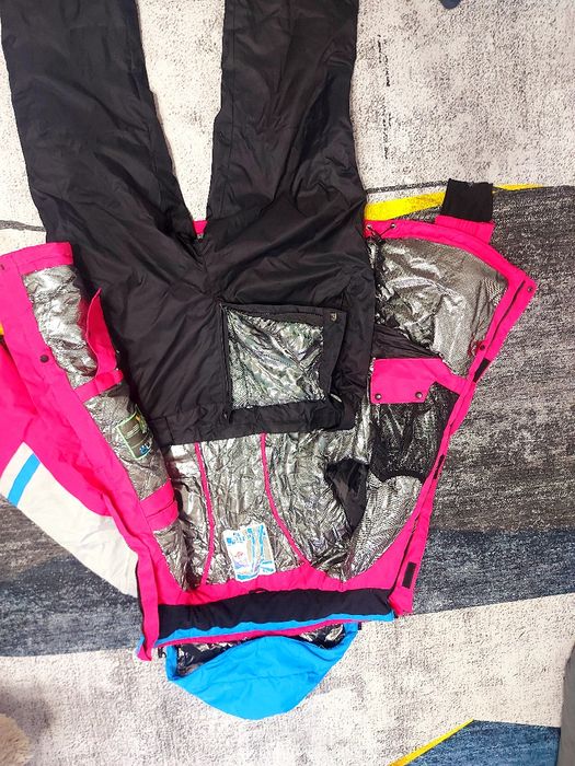 Горнолыжный костюм