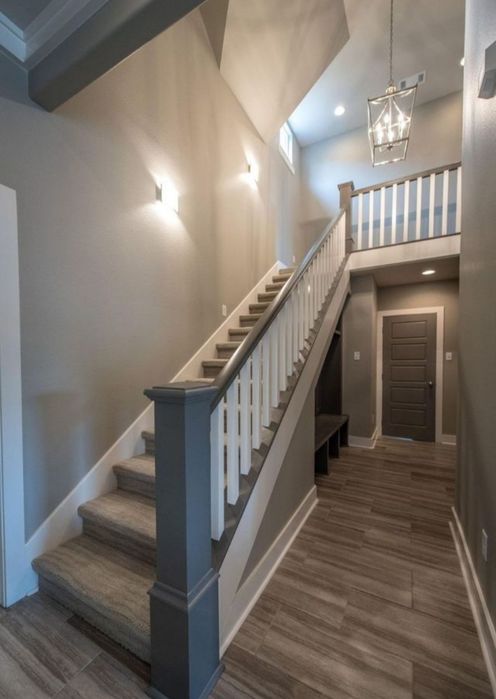 Отделочные работы  с гарантией и по договору.. Под ключ котеджи.