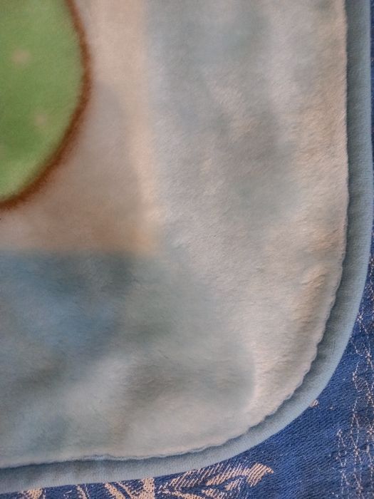 Одеяло/завивка/за бебе или за малко дете.