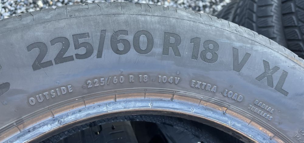 4бр 225/60/18 на 6мм с 22дот Континентал