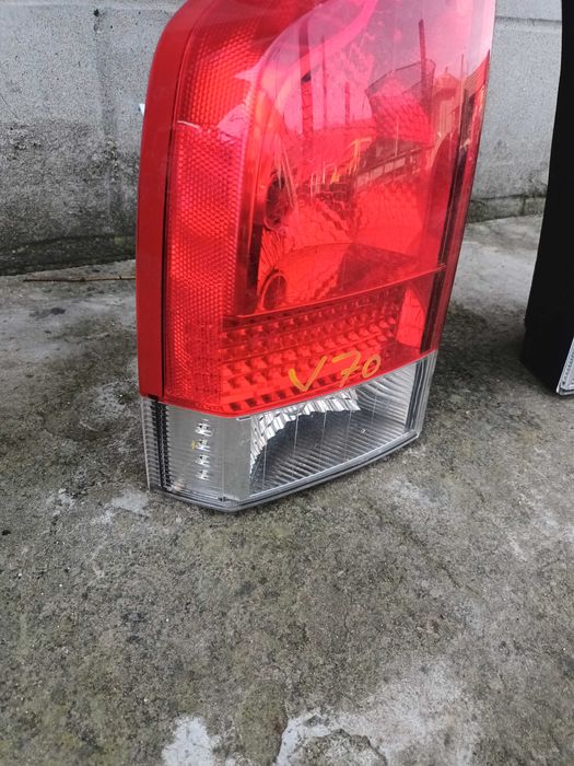 ляв и десен долен и горен стоп за волво в70 комби VOLVO V70