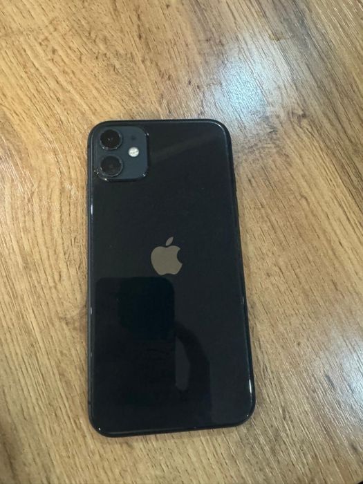 iPhone 11 черный