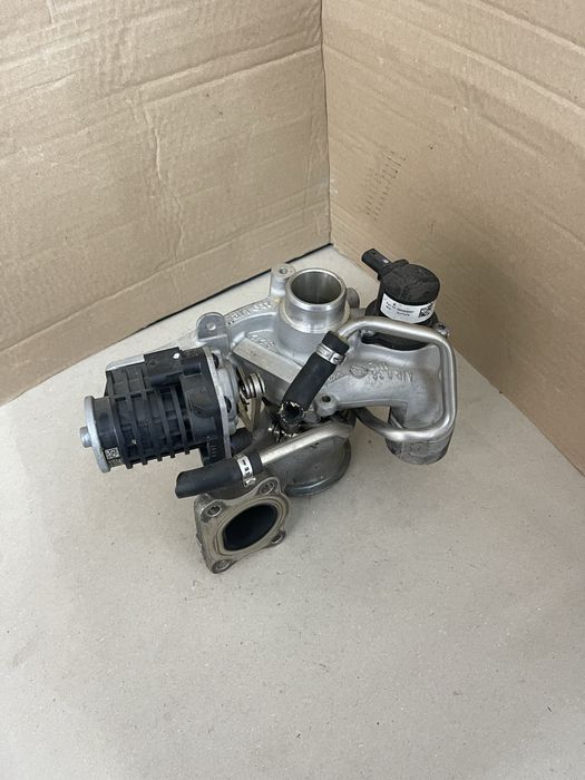 Turbina Peugeot 3008 II 1.2 thp 9836081180 Peugeot 208 / 2008  1.2b 130cp