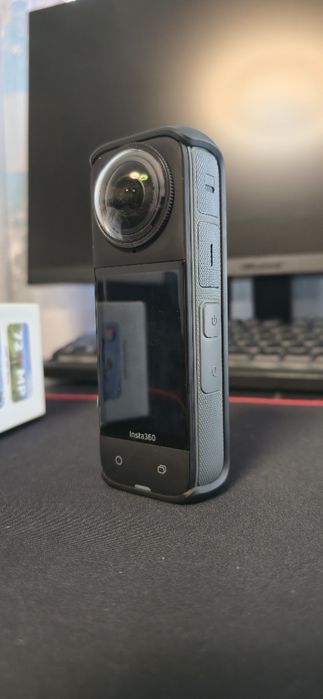 Cameră Insta 360 X4 8K