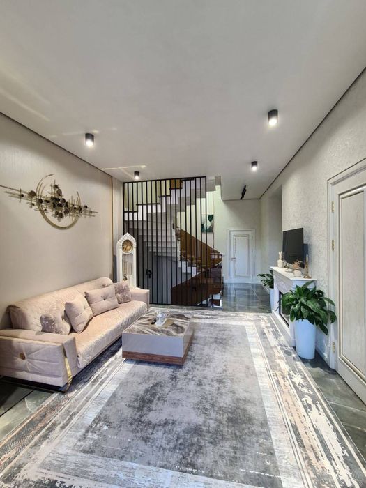 Продаётся дом по улице Циолковского с мебелью и техникой